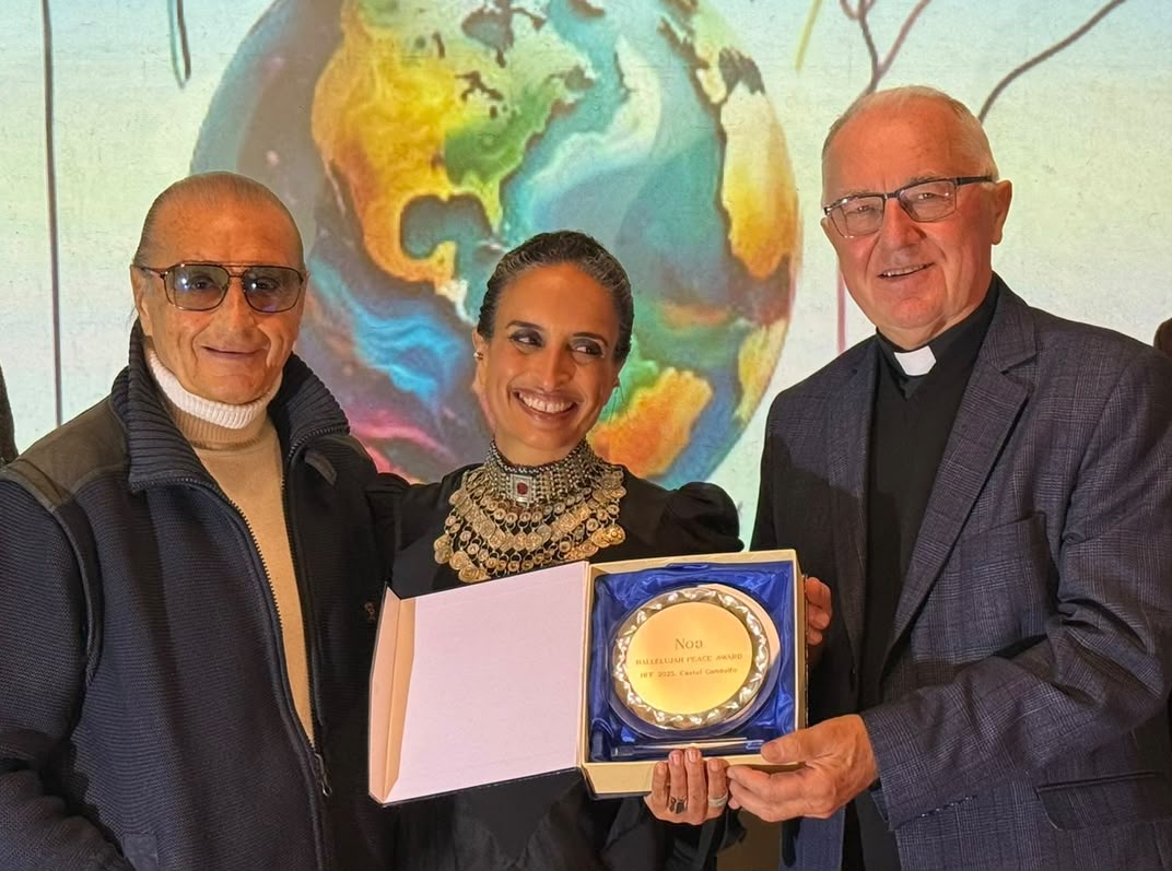 Noa, Tony Renis e Padre Taddeo a “Felicità