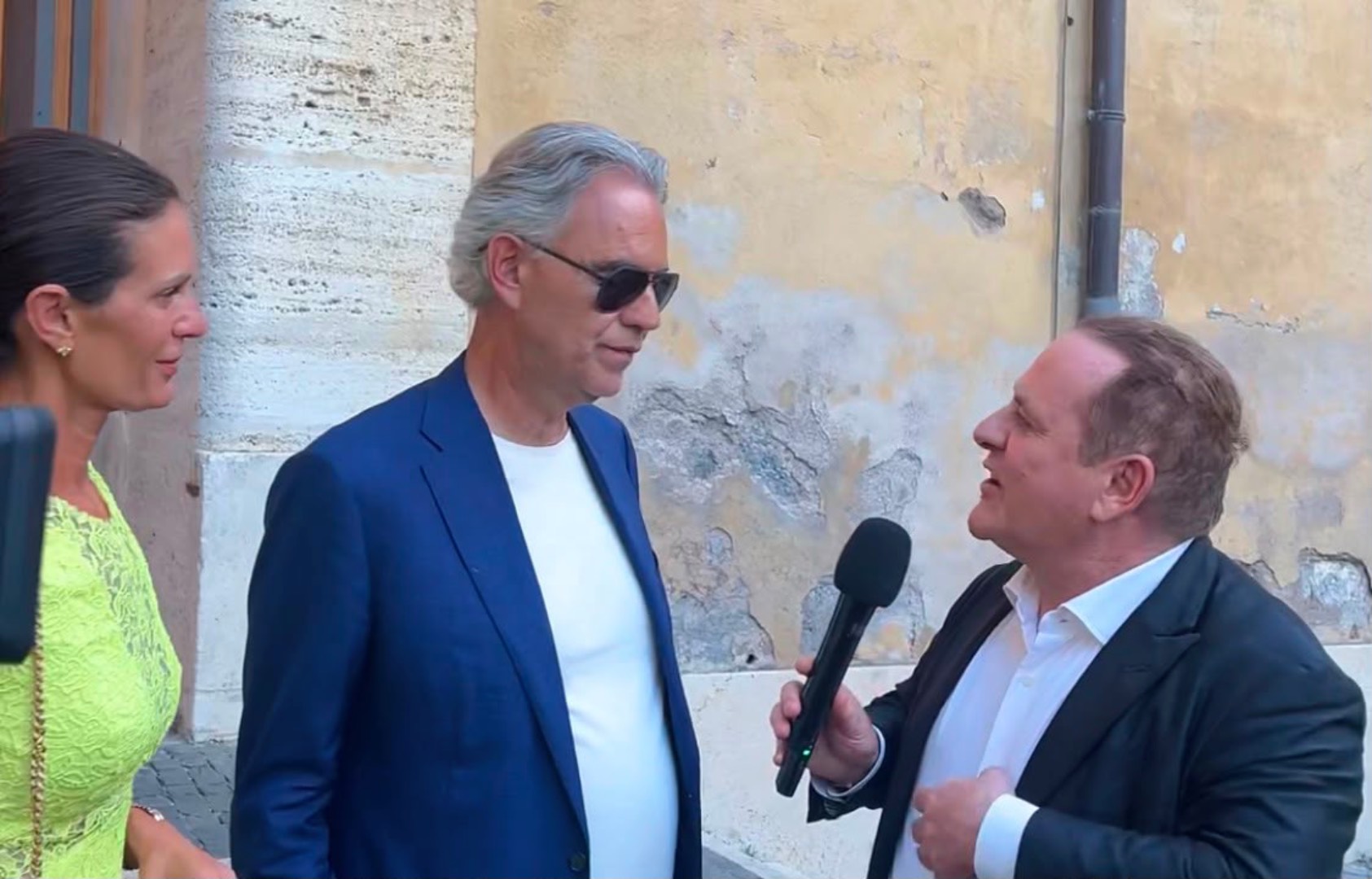 Bocelli, Servillo, Giannini e Mahmood a Paradise RAI2, venerdì 3 luglio a Mezzanotte